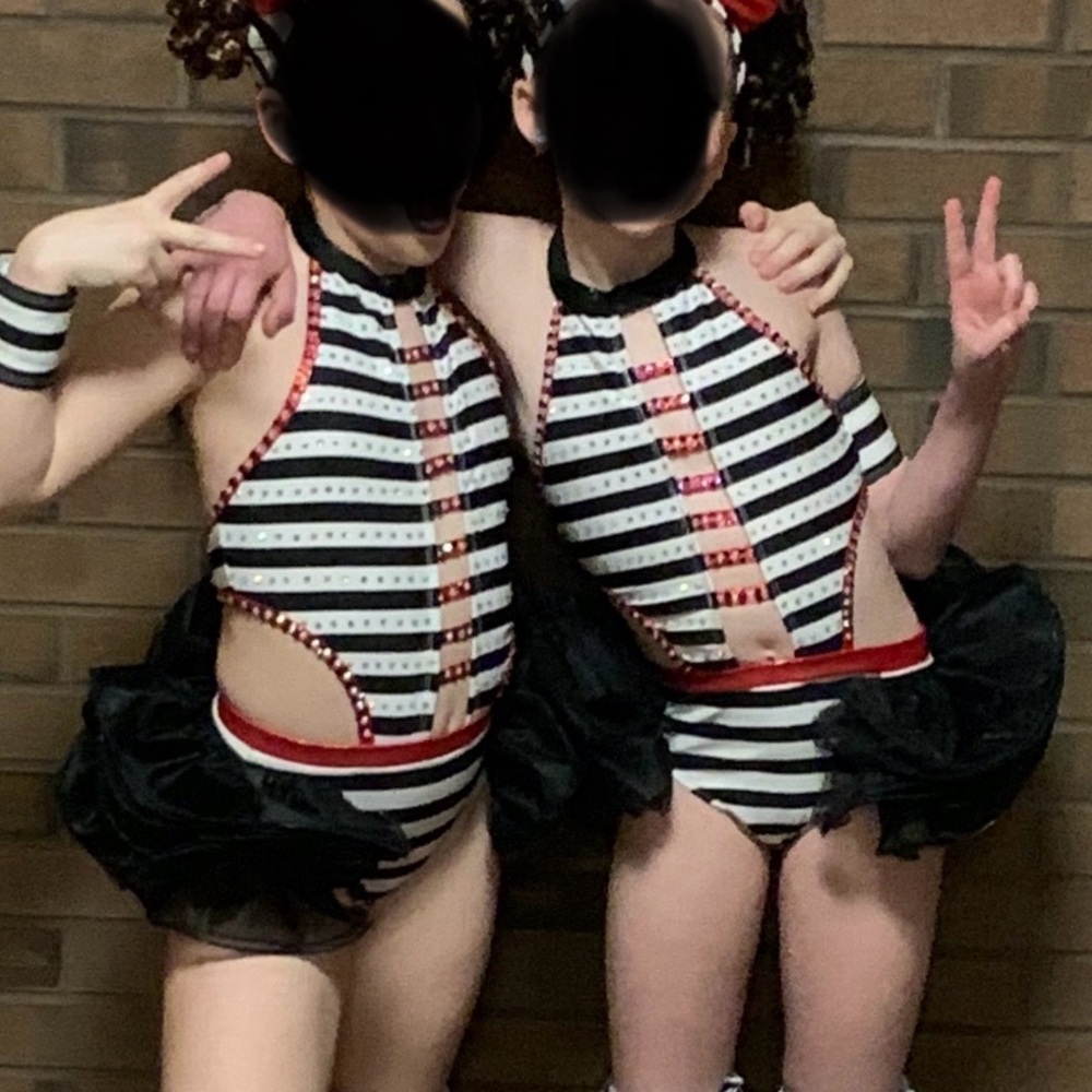 Girls dance costume - Child XS